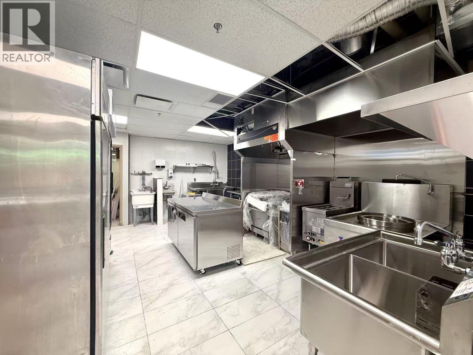 #130 12420 NO. 1 Road, Richmond, British Columbia, V7E6N2, Richmond, British Columbia — photo 4 of 5