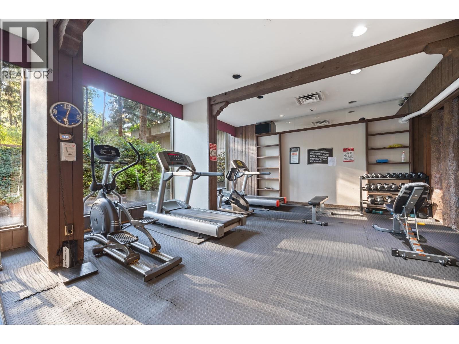1003 3737 BARTLETT COURT, Burnaby