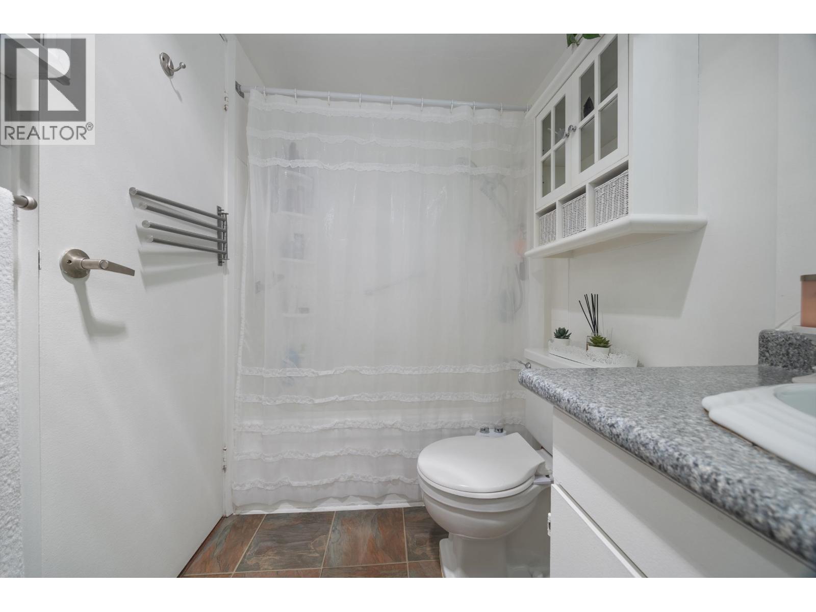1003 3737 BARTLETT COURT, Burnaby