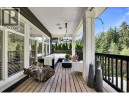 1012 Jay Crescent, Squamish, BC V8B0P2 Photo 9