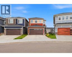 241 Homestead Crescent NE - photo 4