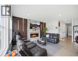 241 Homestead Crescent NE - photo 14