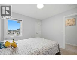 241 Homestead Crescent NE - photo 33