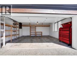 1012 Jay Crescent, Squamish, BC V8B0P2 Photo 24