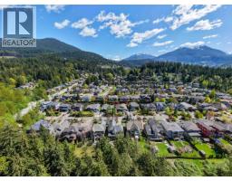 1012 Jay Crescent, Squamish, BC V8B0P2 Photo 26