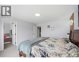 241 Homestead Crescent NE - photo 26