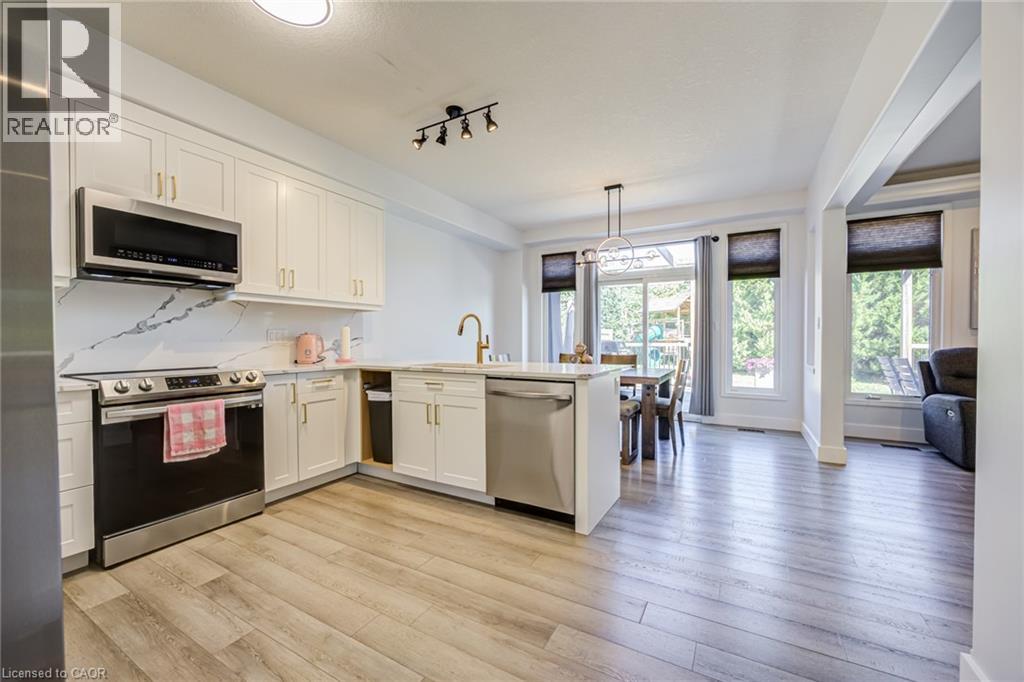 944 PARKVALE Court - Image 16