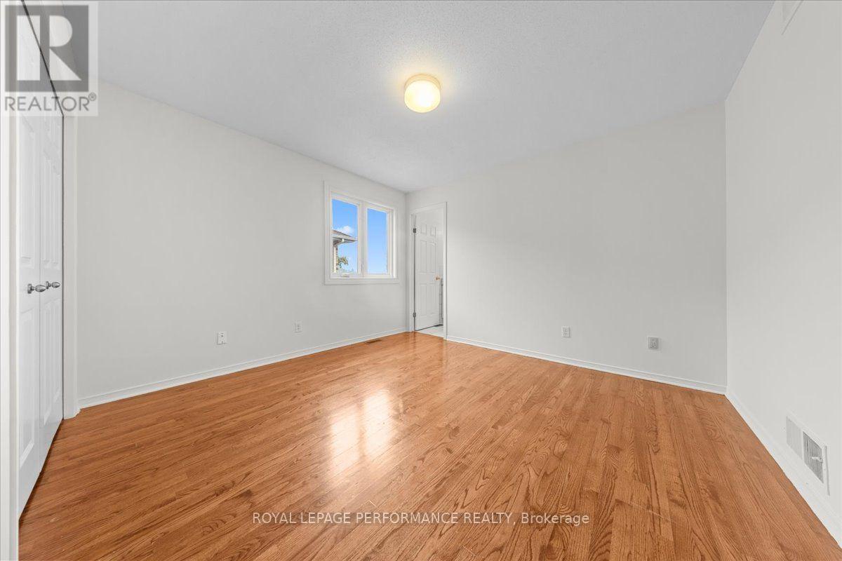 4 WELLSMERE COURT - 31