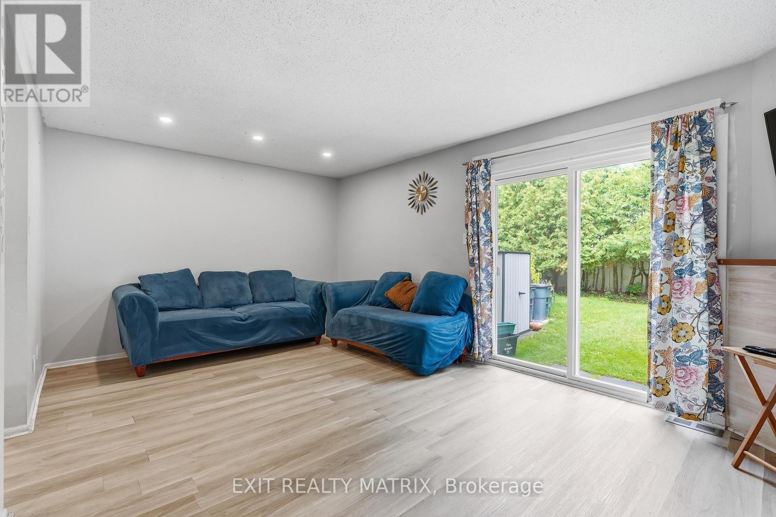 #3 1661 HERON ROAD - Image 14