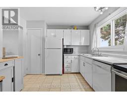 Primary Bedroom - 3 - 1661 Heron Road, Ottawa, ON K1V6A3 Photo 7