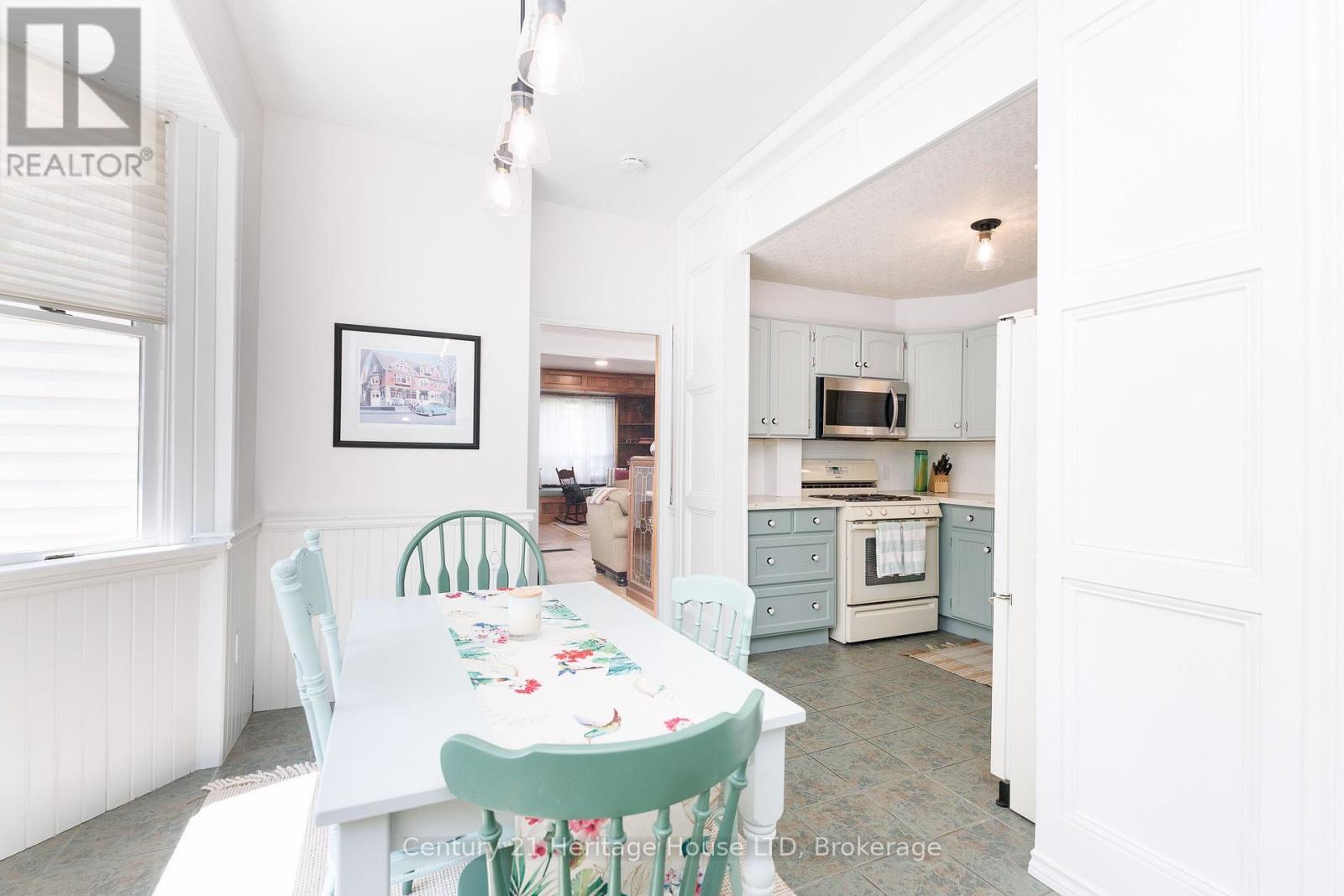 34 HENRY STREET - Image 19