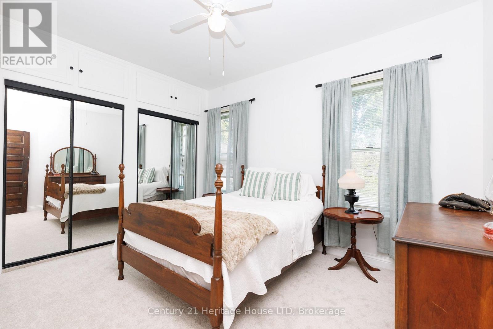 34 HENRY STREET - Image 24