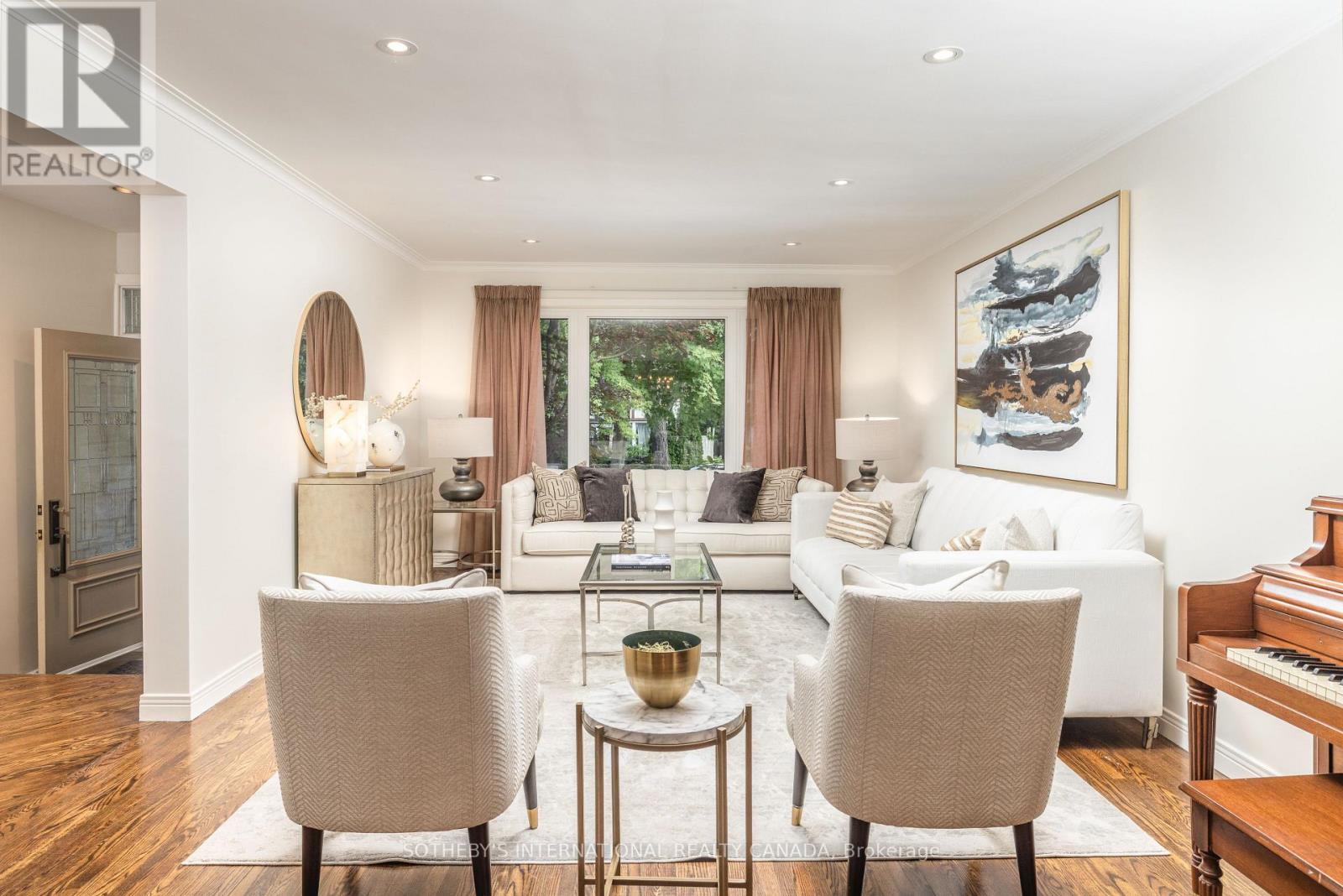 25 GOSSAMER AVENUE - 4