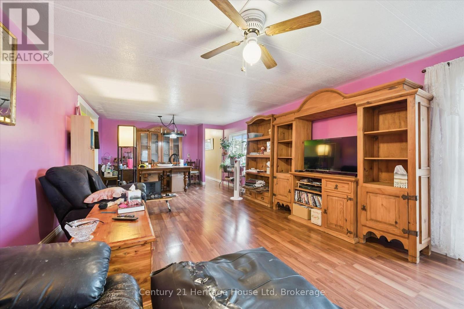 25 FOURTH AVENUE - 12