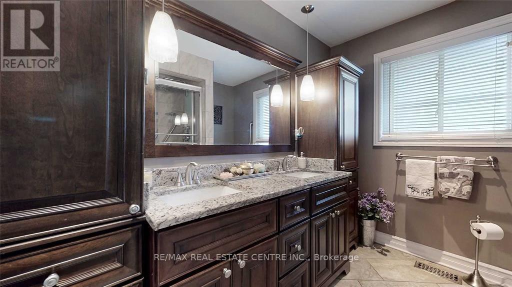 259 SIMCOE ROAD - Image 18