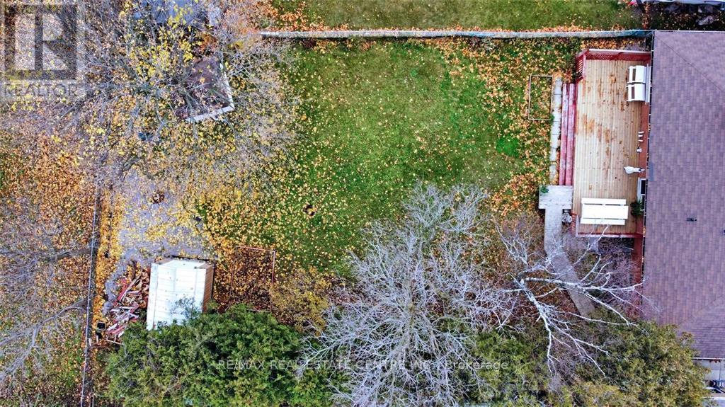 259 SIMCOE ROAD - 35