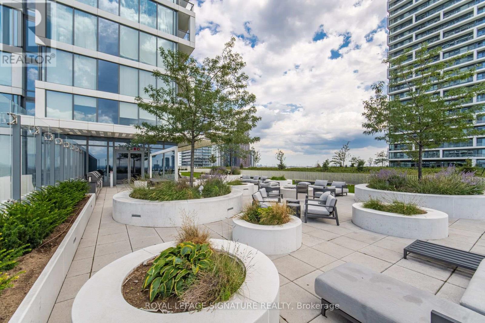 #5301 898 PORTAGE PARKWAY - Image 22