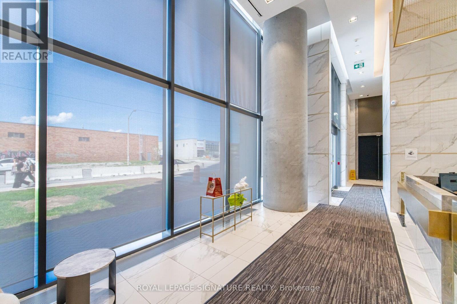 #5301 898 PORTAGE PARKWAY - Image 30