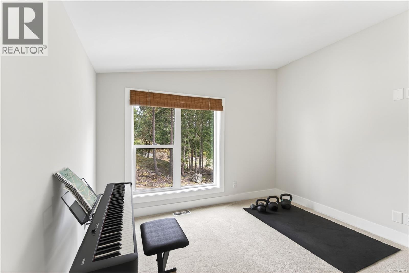 #103 1217 Manzanita Pl - 19