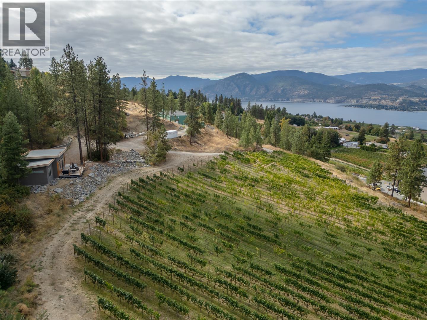 2864 Arawana Road - 1