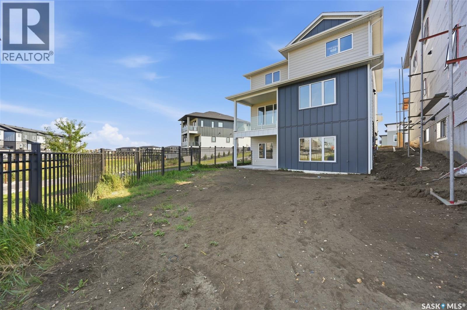 435 Sharma CRESCENT - Image 37