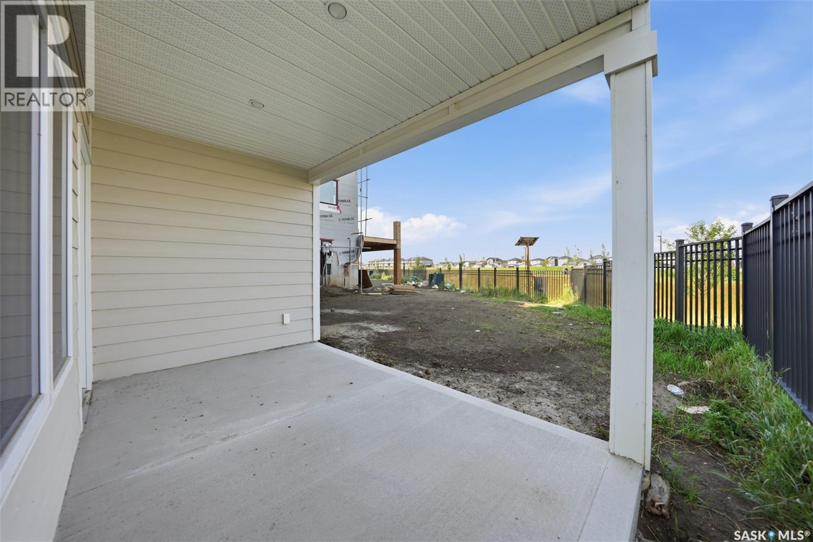 435 Sharma CRESCENT - 32