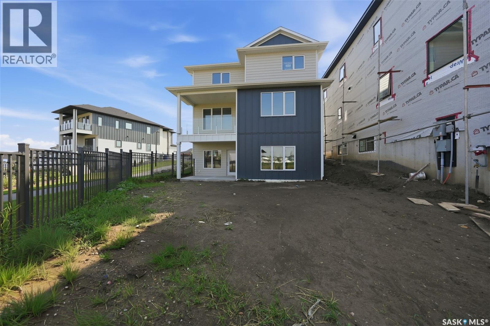 435 Sharma CRESCENT - 38