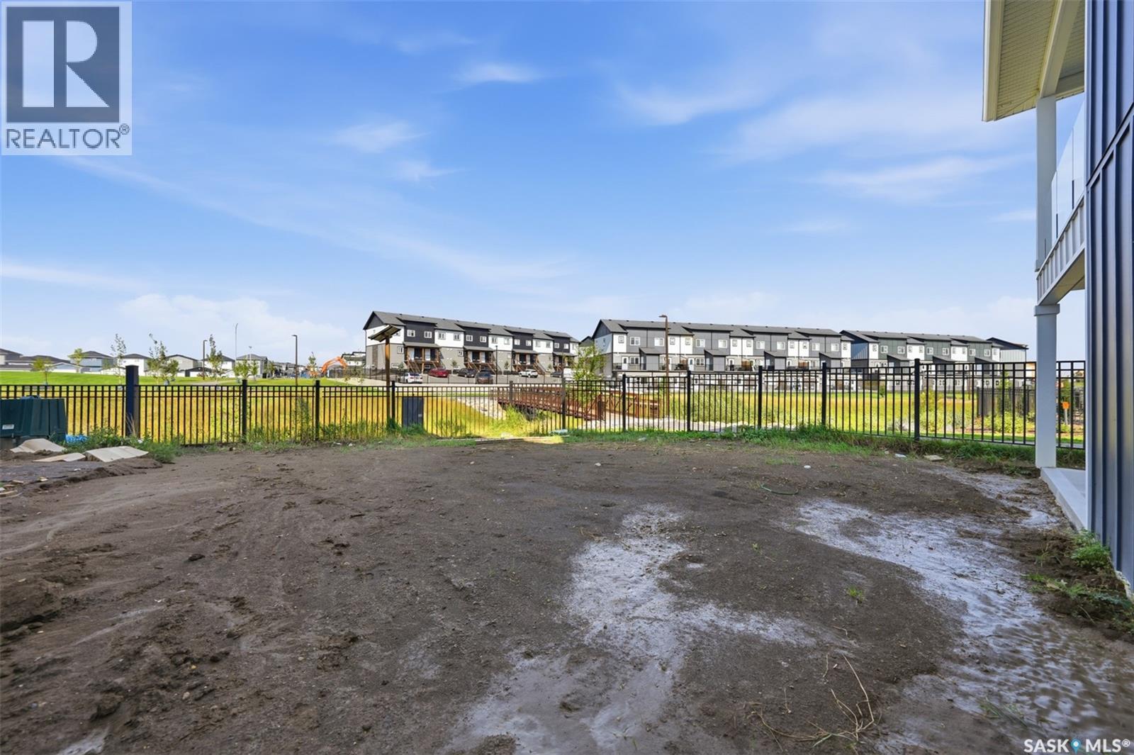 435 Sharma CRESCENT - 39