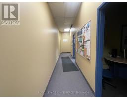 10 & 11 - 1395 Abbeywood Drive, Oakville, ON L6M3B2 Photo 7