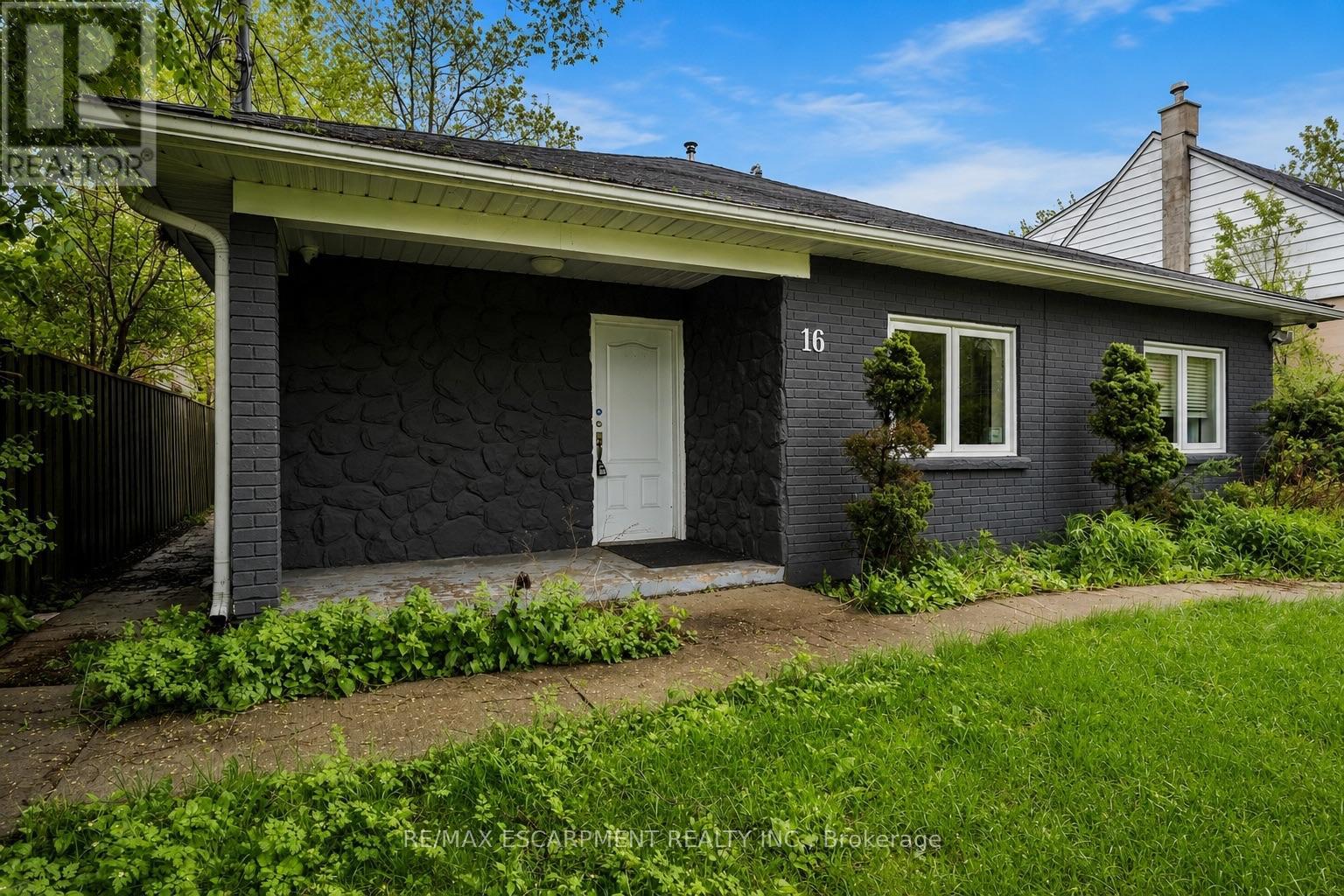 16 WOODWARD AVENUE - 5