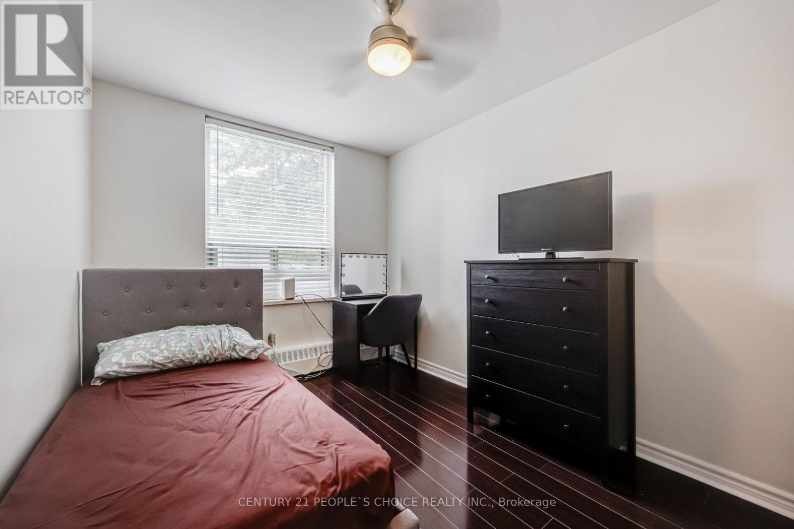 #207 1 FOUR WINDS DRIVE - 23