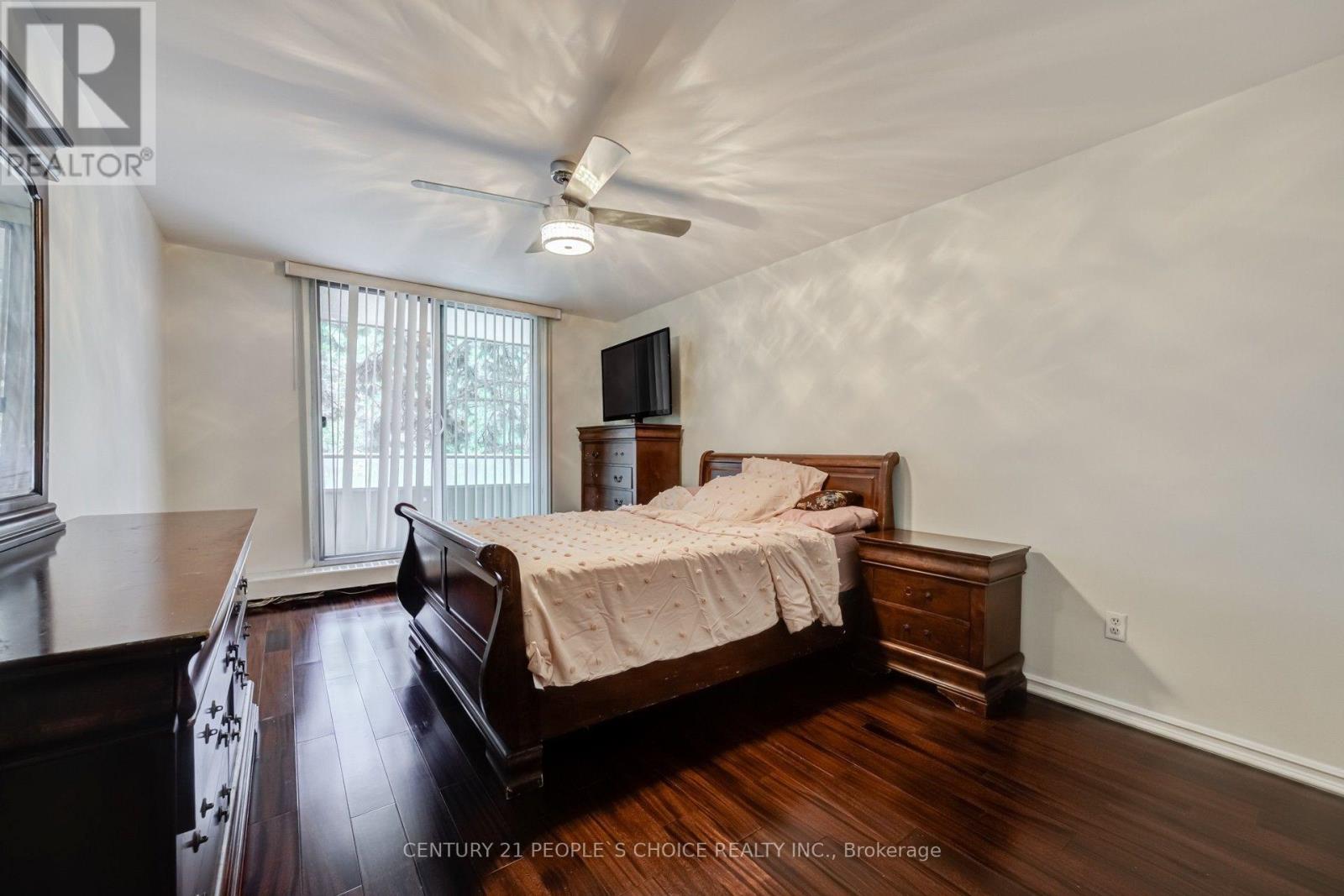 #207 1 FOUR WINDS DRIVE - 26