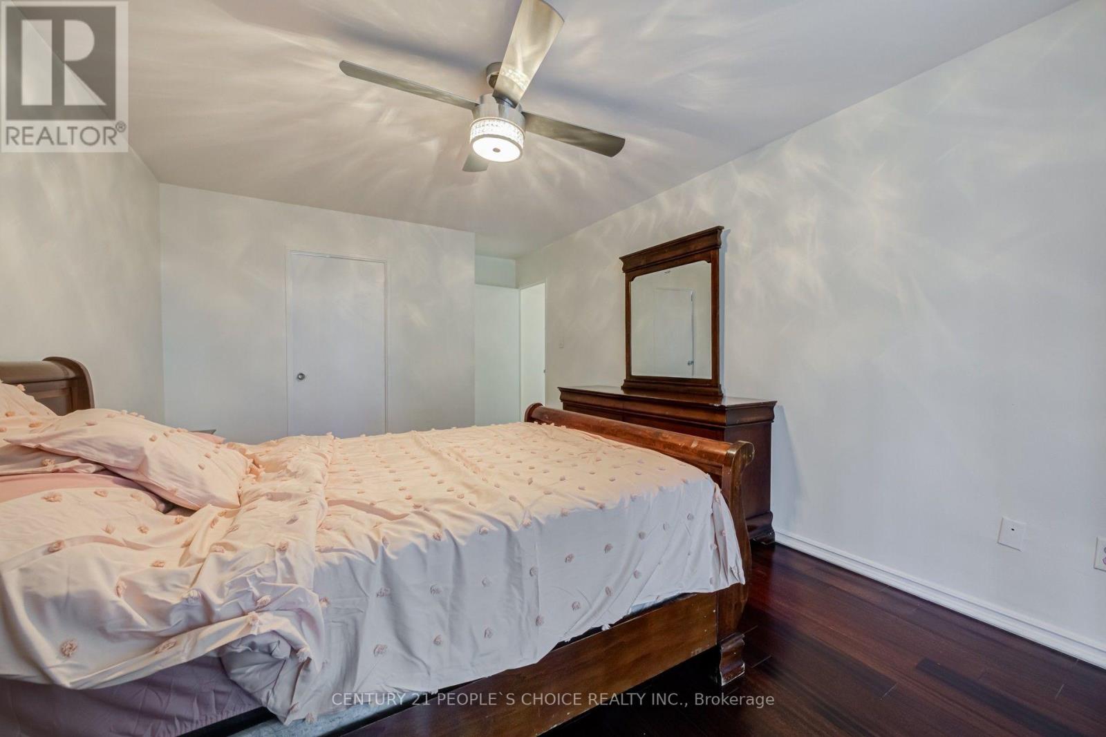 #207 1 FOUR WINDS DRIVE - 29