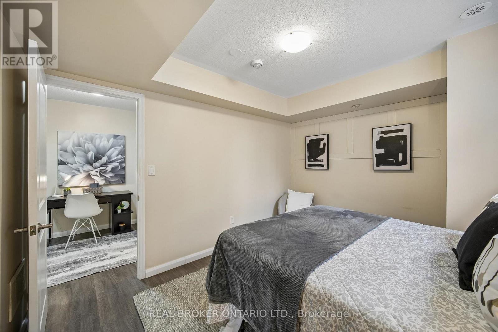 #46 26 FIELDWAY ROAD - 15