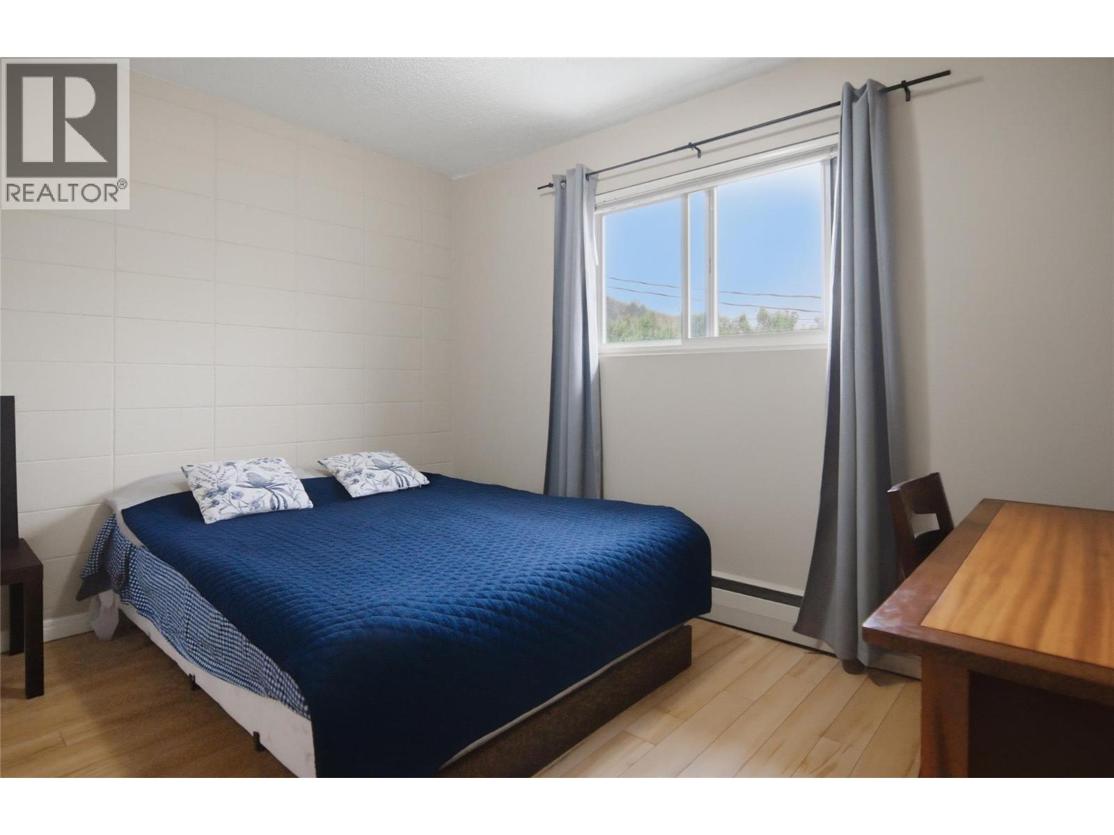 #1 2505 SUNSET Drive - Image 17