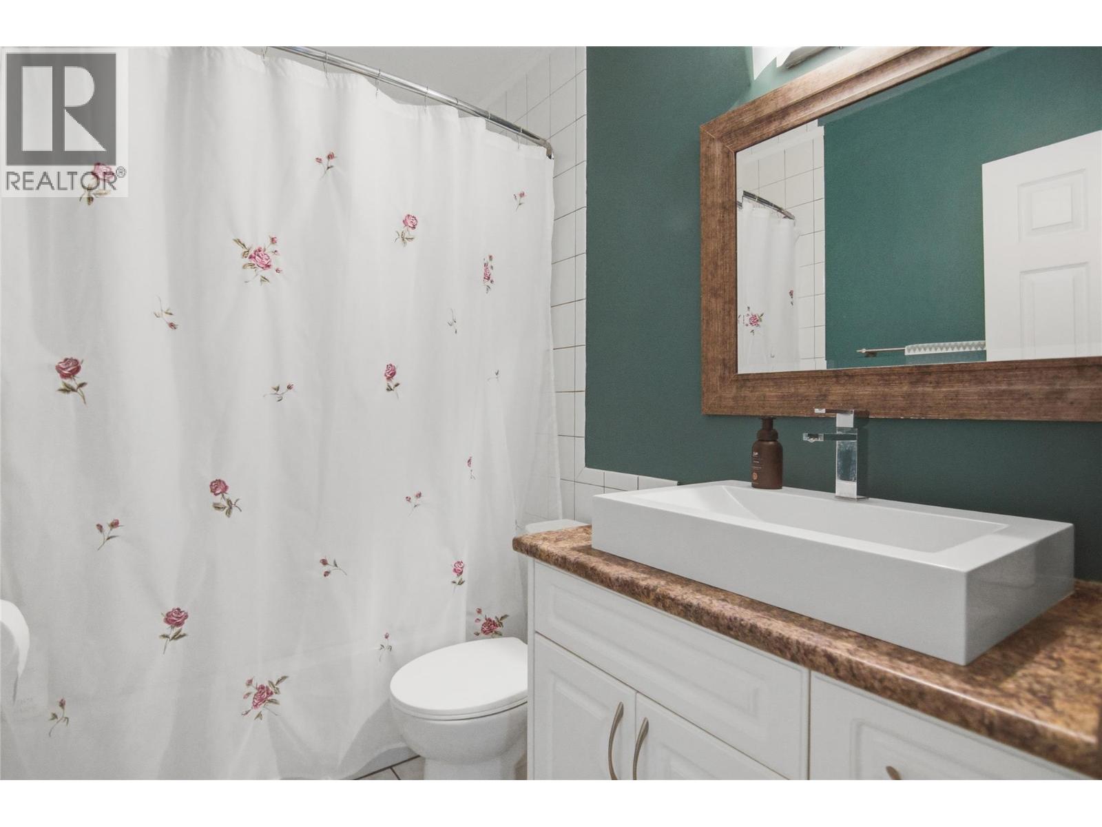 #1 2505 SUNSET Drive - Image 19