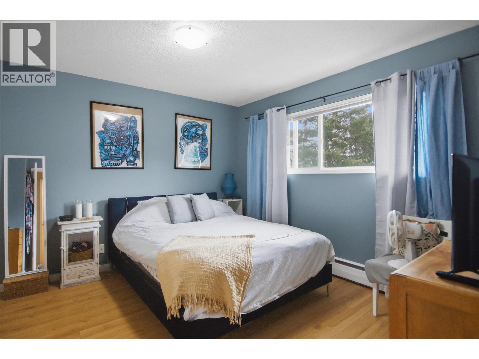 #1 2505 SUNSET Drive - Image 15