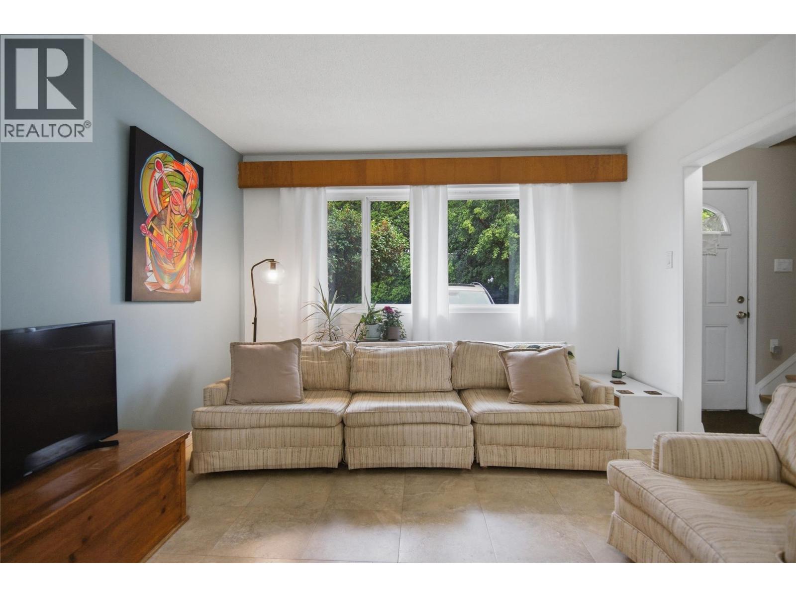 #1 2505 SUNSET Drive - 5