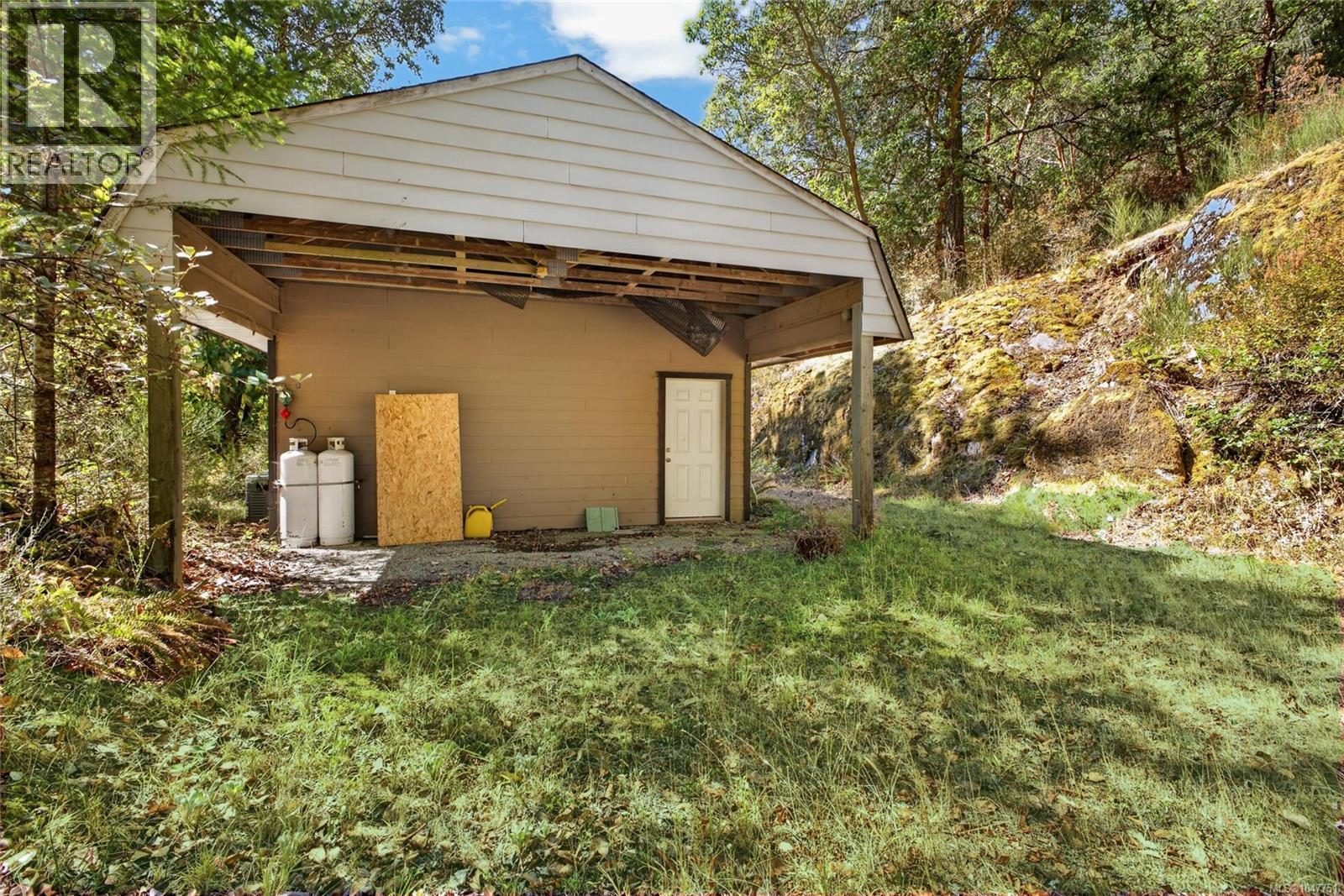 3144 Munn Rd - Image 53