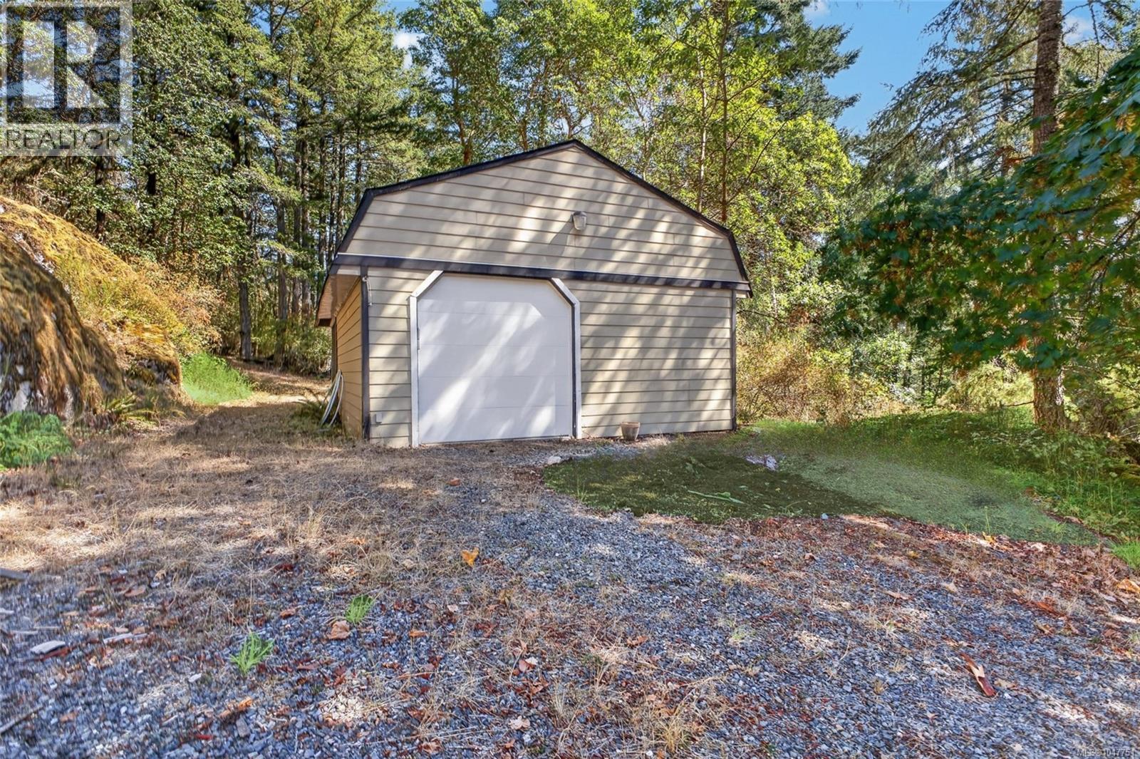 3144 Munn Rd - 54