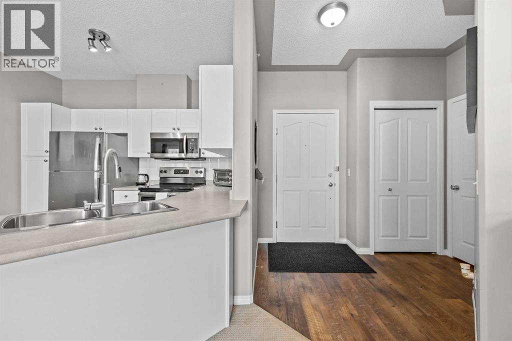 #427 345 Rocky Vista Park NW - 4