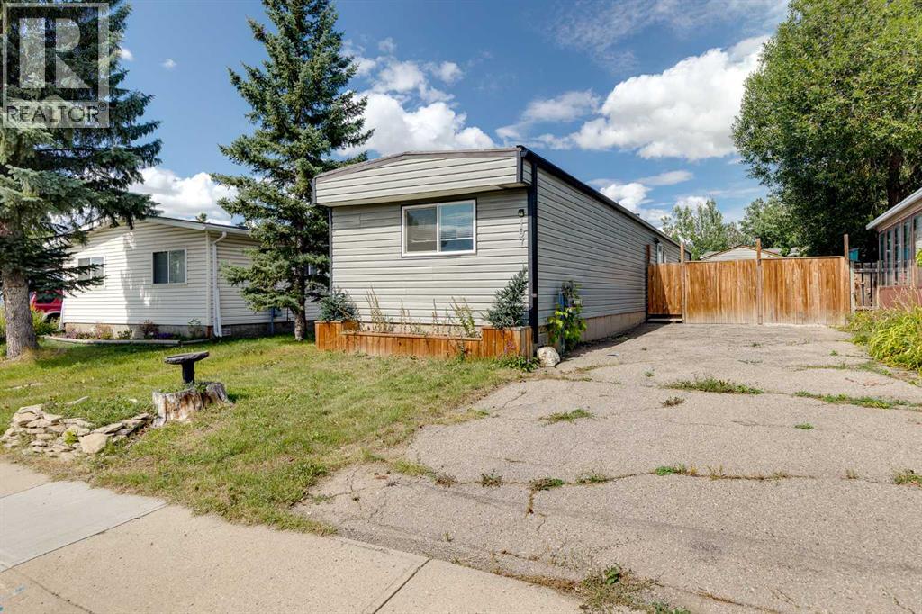 197 Spring Dale Circle SE - 2