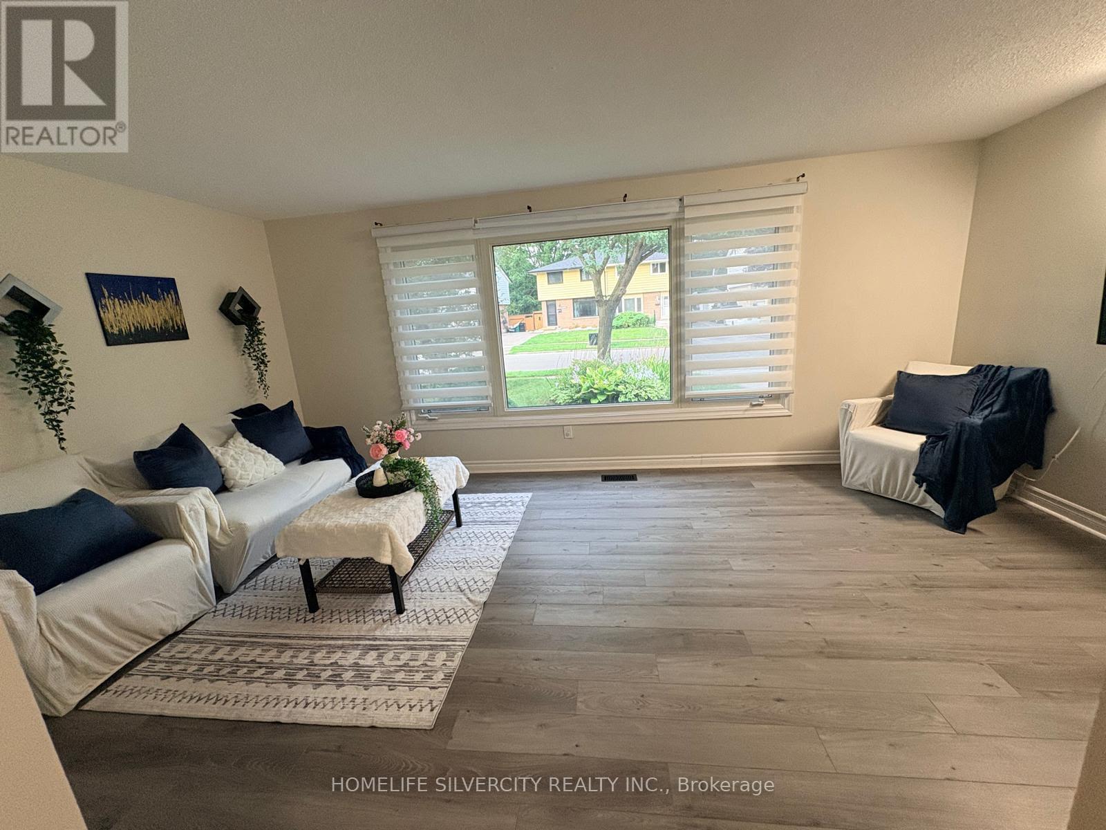 433 LEE AVENUE — photo 3