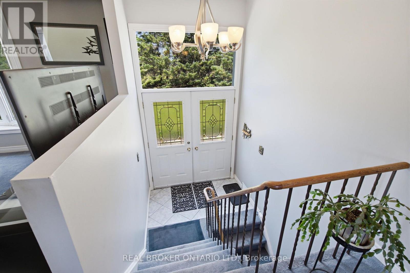 785 REID ROAD - Image 7