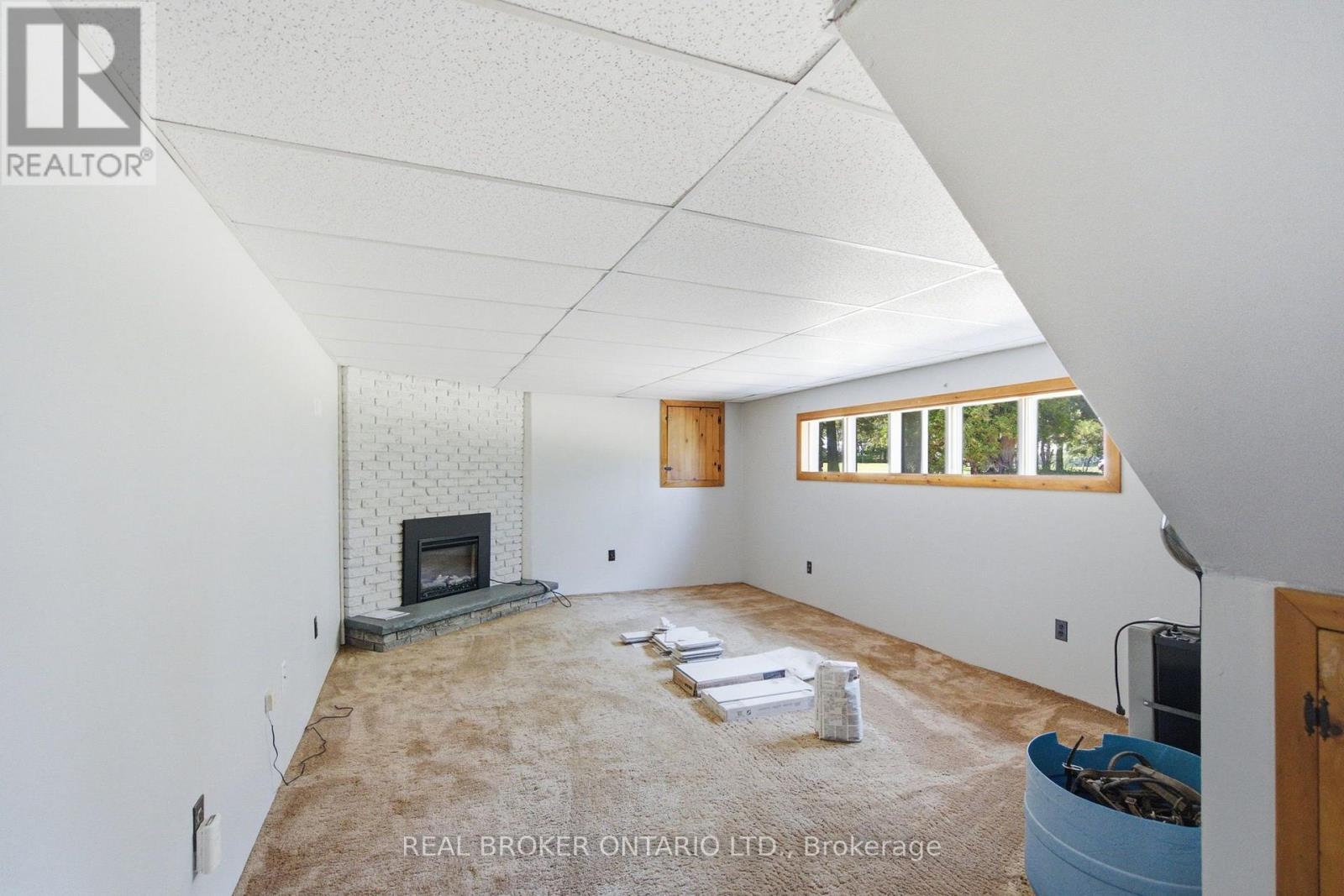 785 REID ROAD - Image 35