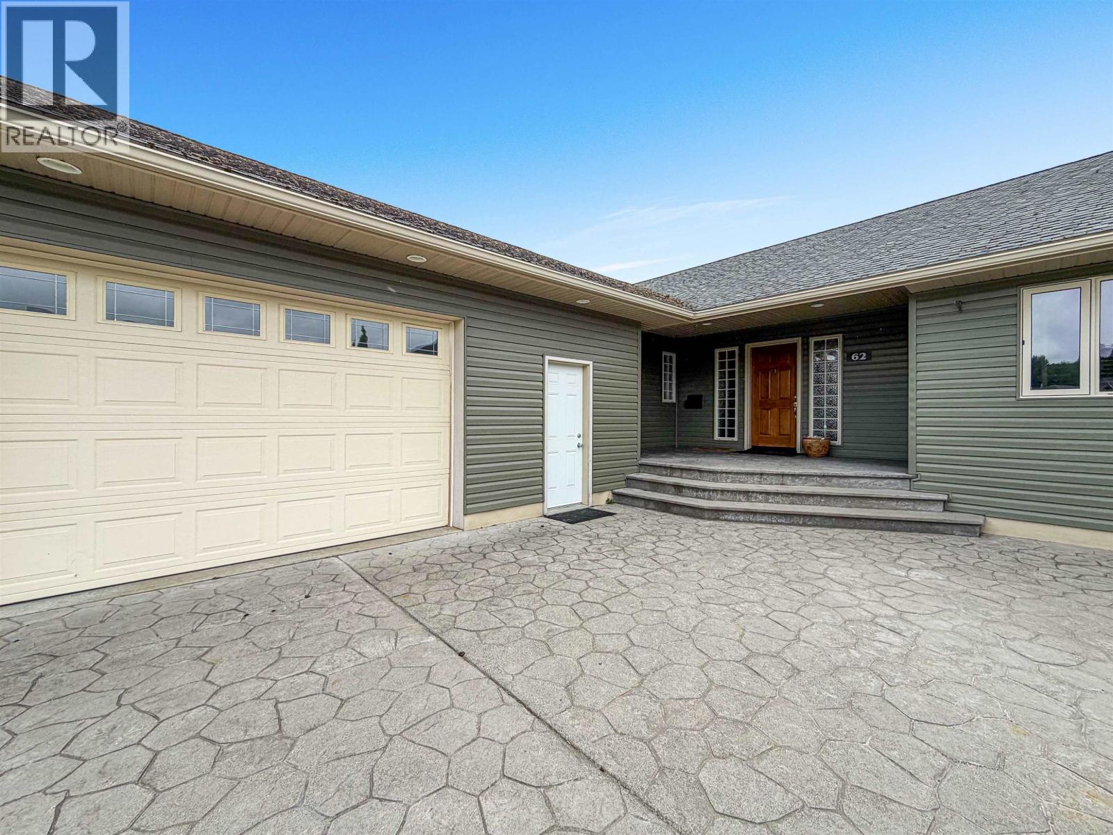 62 WAKITA AVENUE - 2
