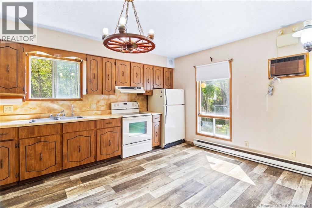 82 Chestnut Drive - 4