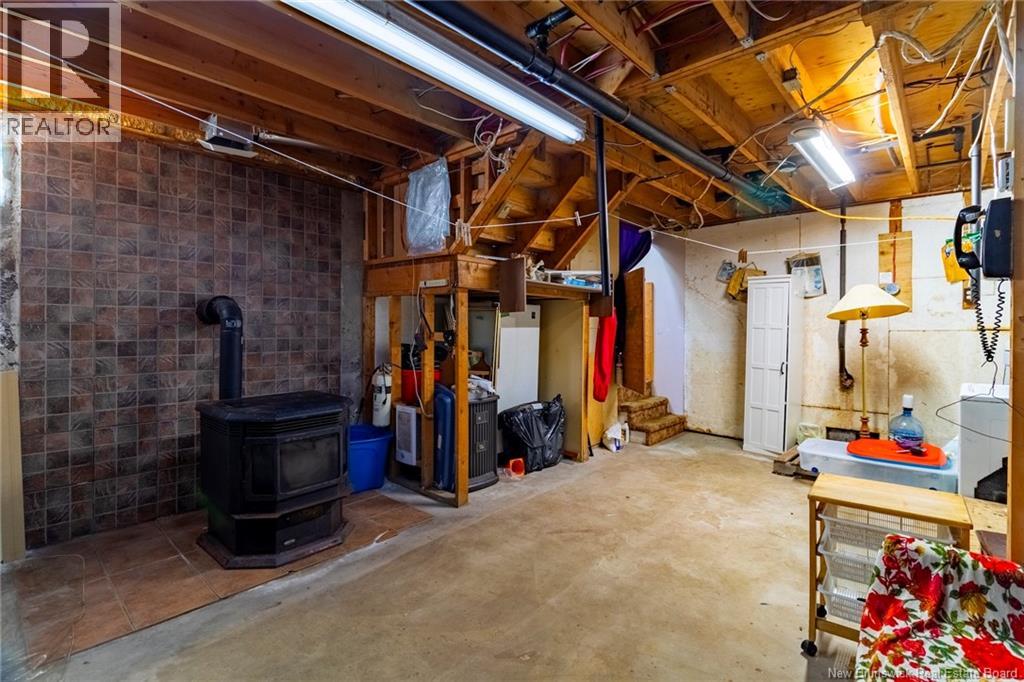 82 Chestnut Drive - 23