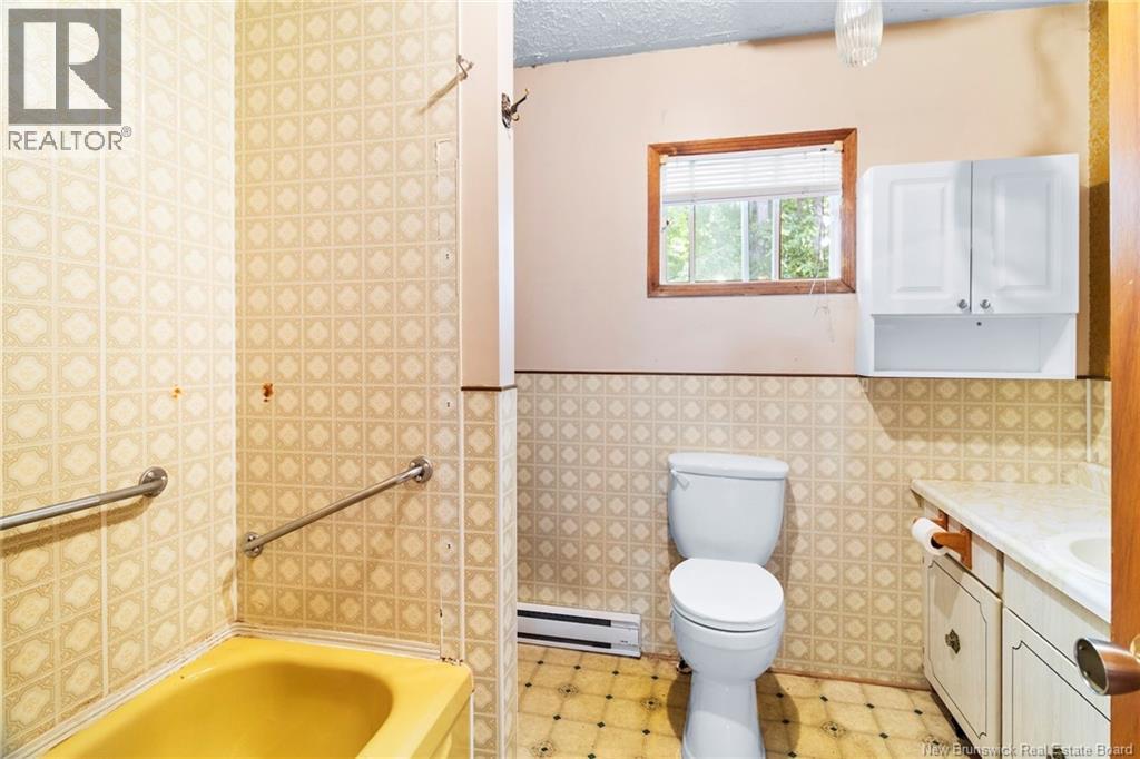 82 Chestnut Drive - 20
