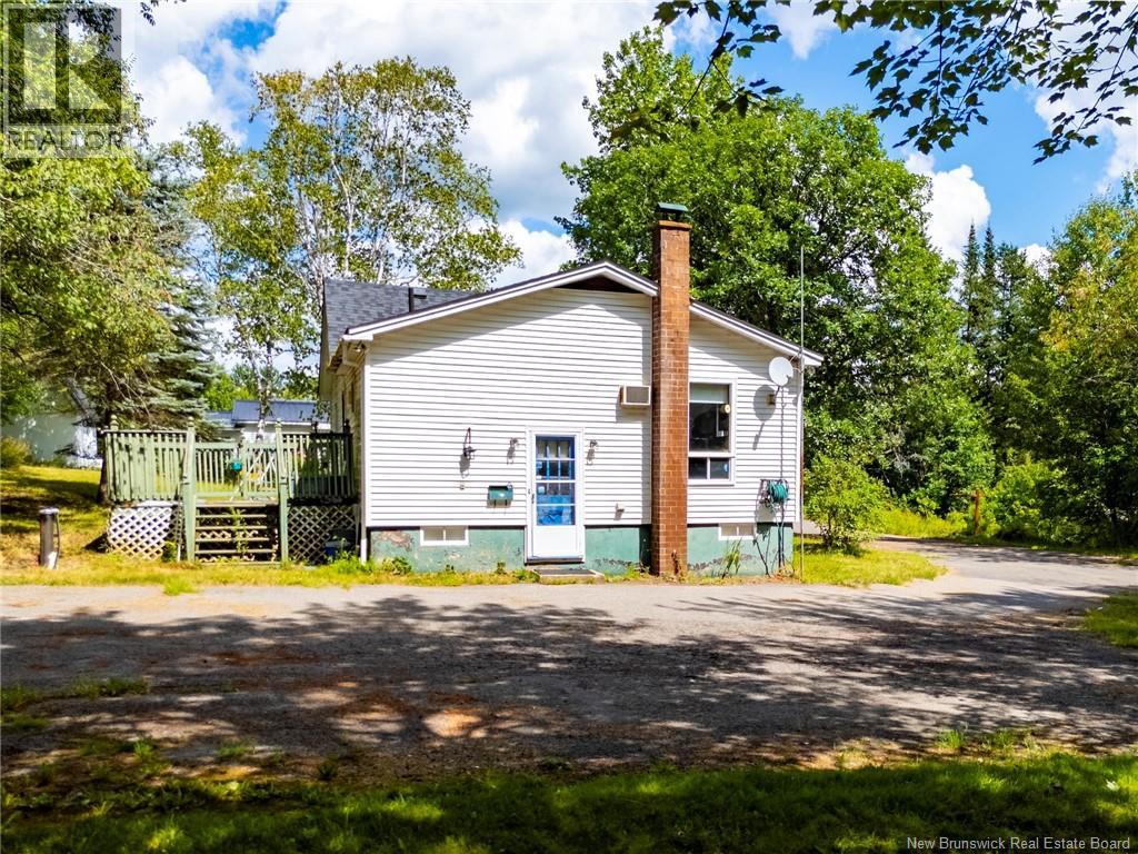 82 Chestnut Drive - Image 34